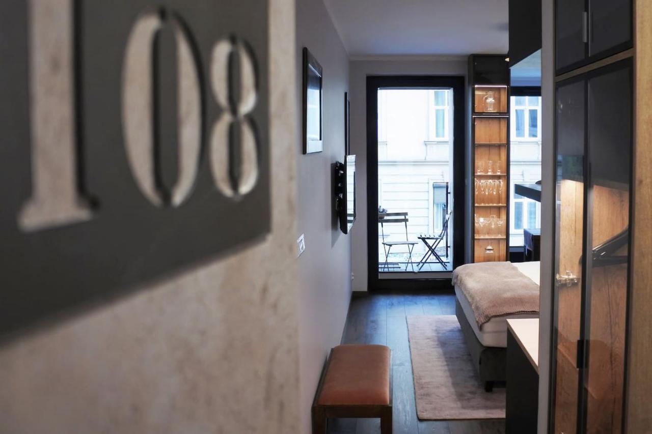 Boutique 108 - Old City, Luxury Apt. With A Garage Apartment Krakow Exterior photo