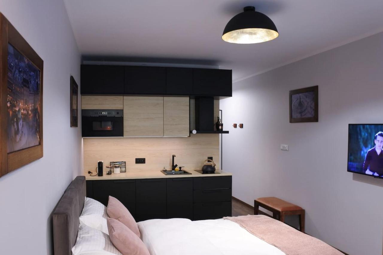 Boutique 108 - Old City, Luxury Apt. With A Garage Apartment Krakow Exterior photo